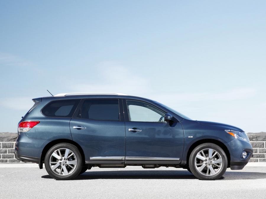  Nissan Pathfinder 2013 года  (AU) (фото 2 из 22)